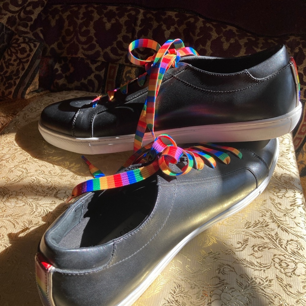 Kenneth Cole Black and Rainbow Pride Sneakers Size 10 Men’s